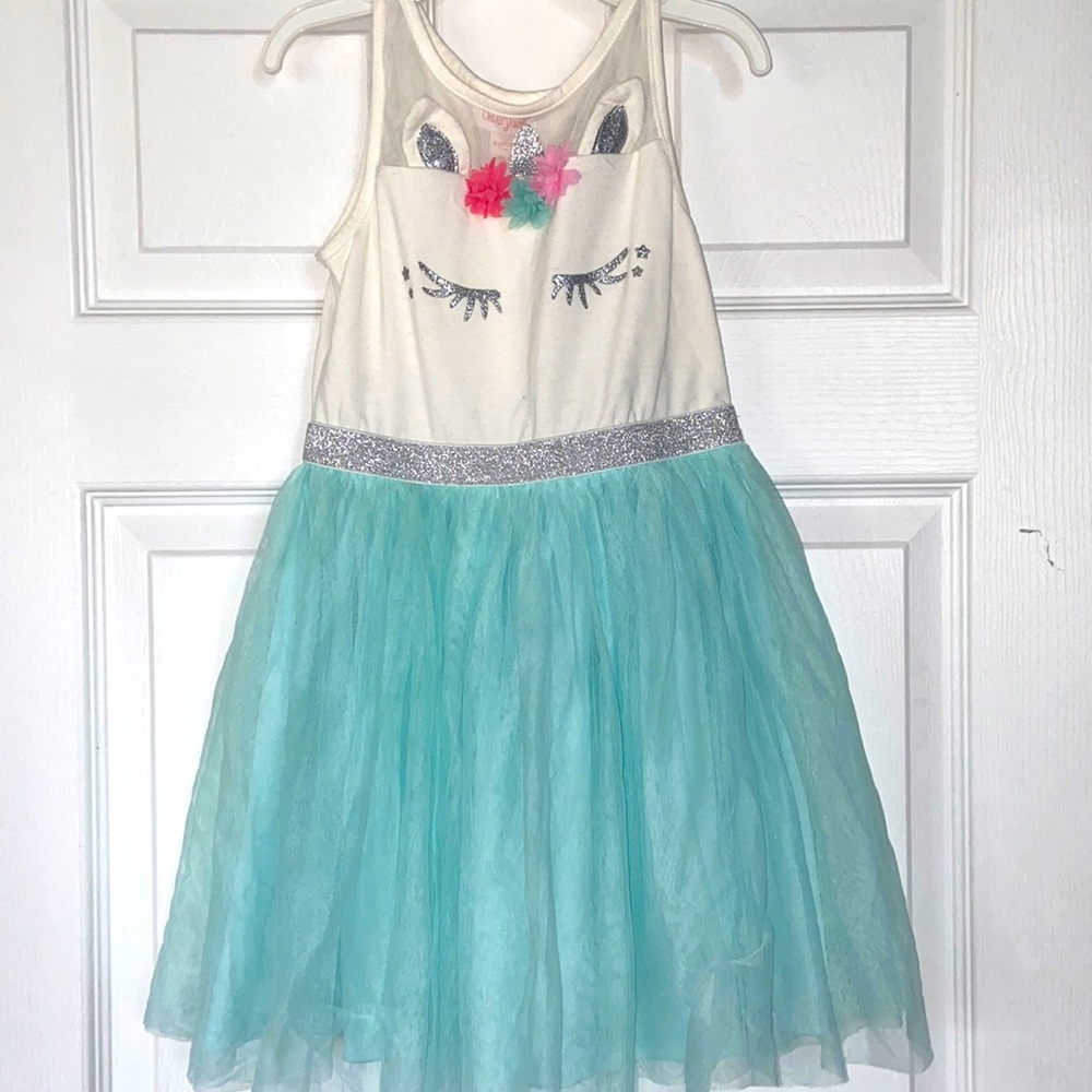 Cat & jack size s (6/6x) dress